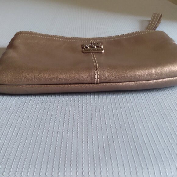 Coach Gold Metallic Leather Clutch Wristlet - Picture 4 of 11